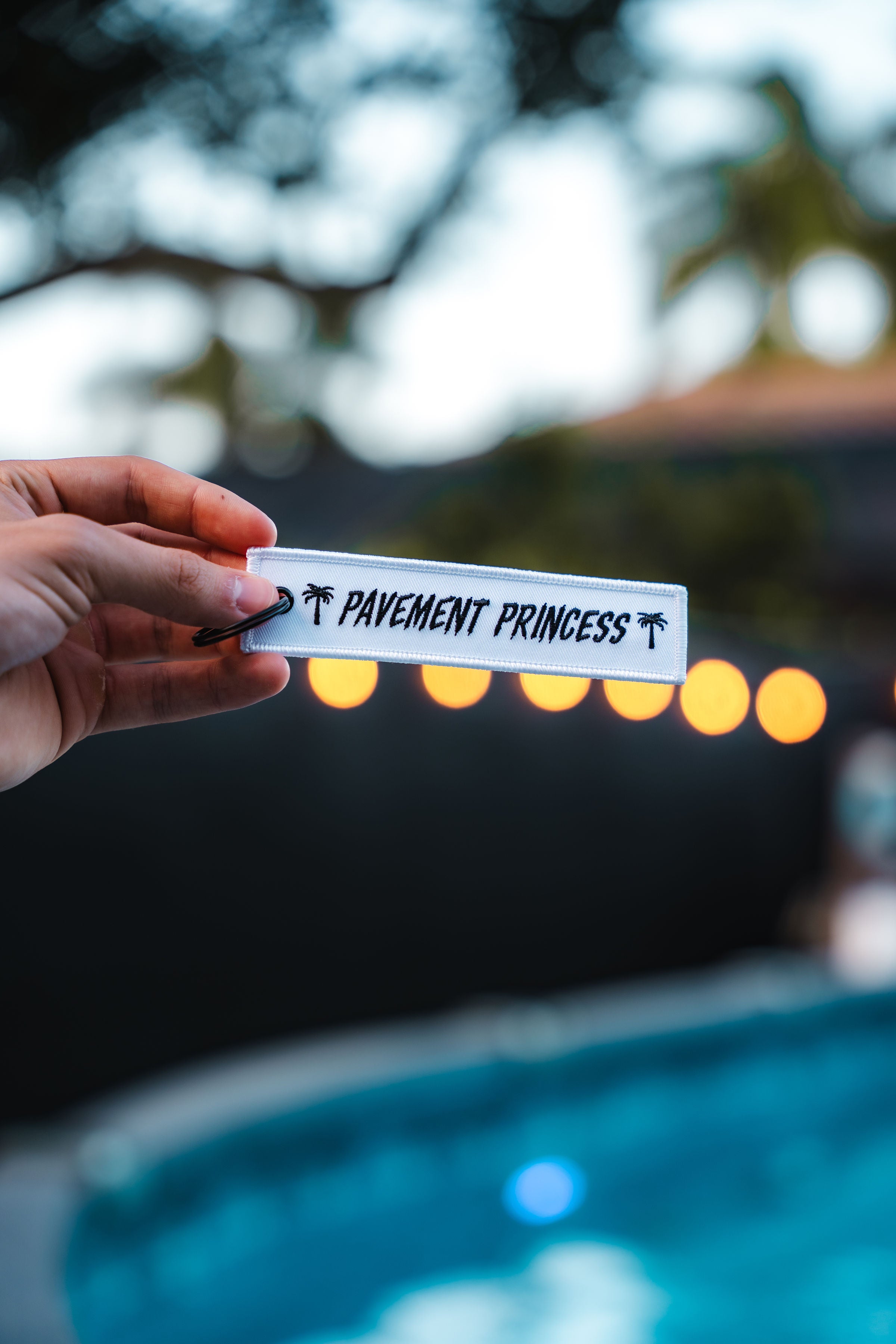 White Key Chain – AtlanticRiderz
